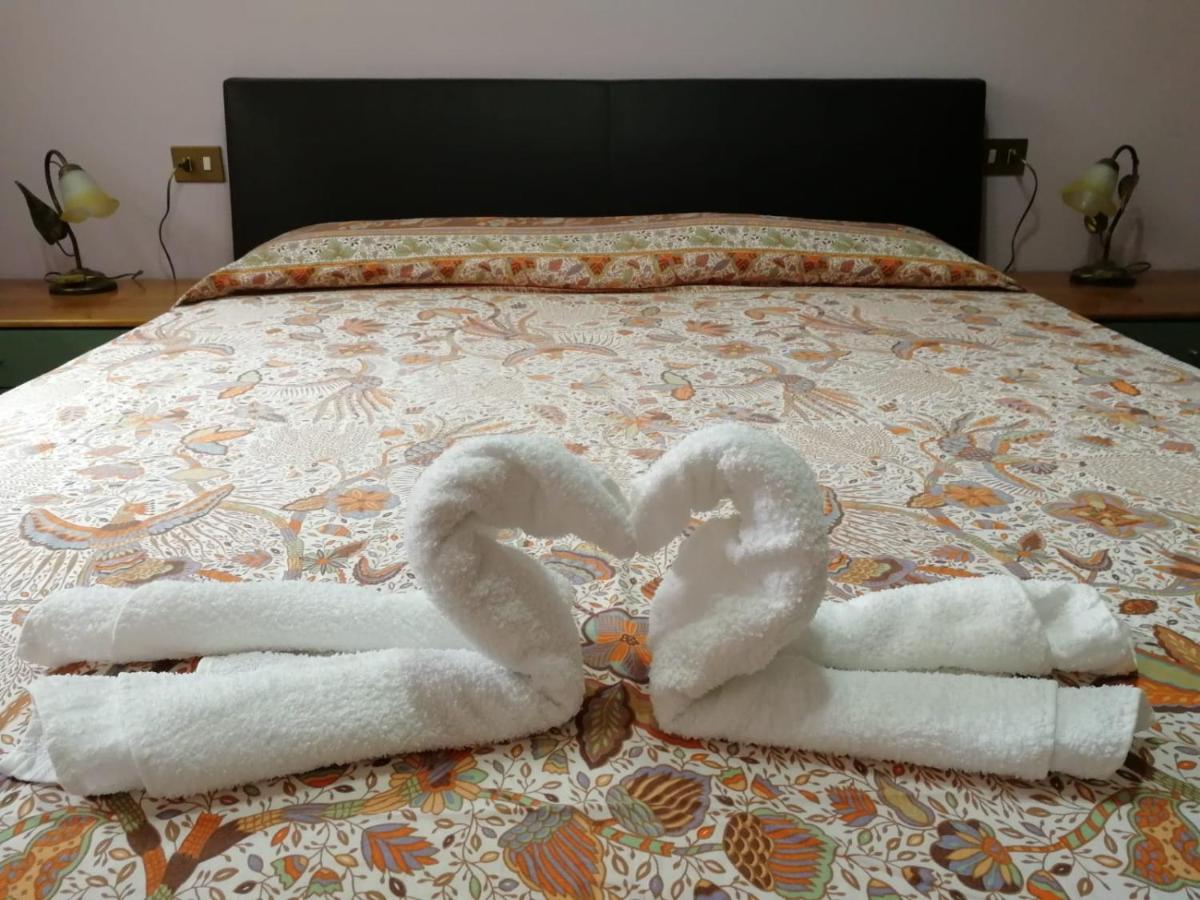 L'Antico Borgo, Un Mix Di Storia E Romanticismo Villa เลียร์นา ภายนอก รูปภาพ