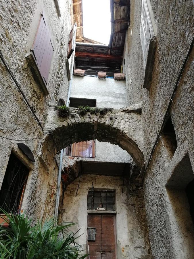 L'Antico Borgo, Un Mix Di Storia E Romanticismo Villa เลียร์นา ภายนอก รูปภาพ
