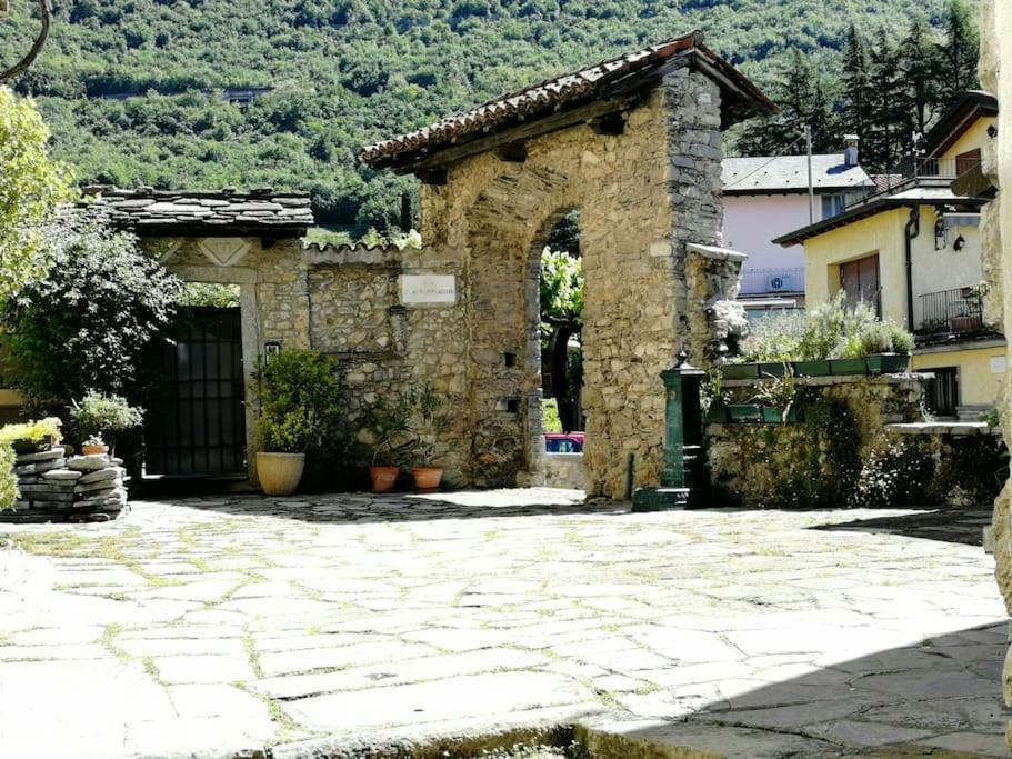 L'Antico Borgo, Un Mix Di Storia E Romanticismo Villa เลียร์นา ภายนอก รูปภาพ
